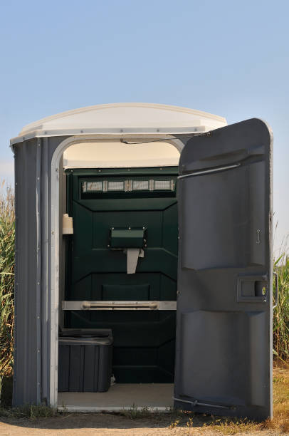 Best Portable restroom trailer rental  in Moorhead, MN